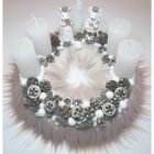 RÓZSASZÍN SZŐRMÉS ADVENTI KOSZORÚ 26 CM